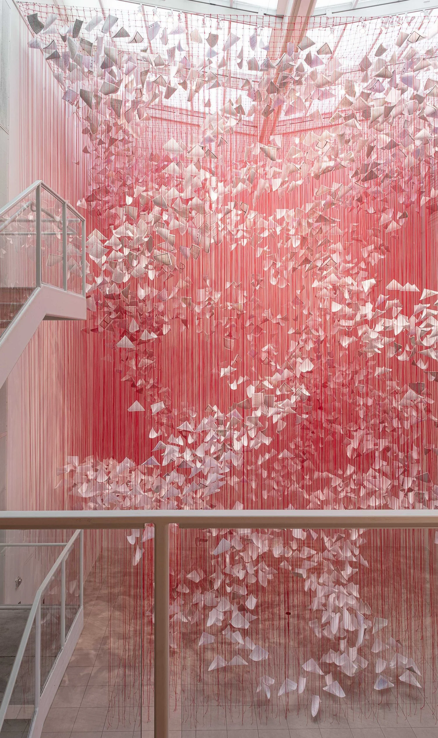 塩田千春　Chiharu Shiota CHIHARU SHIOTA–塩田千春